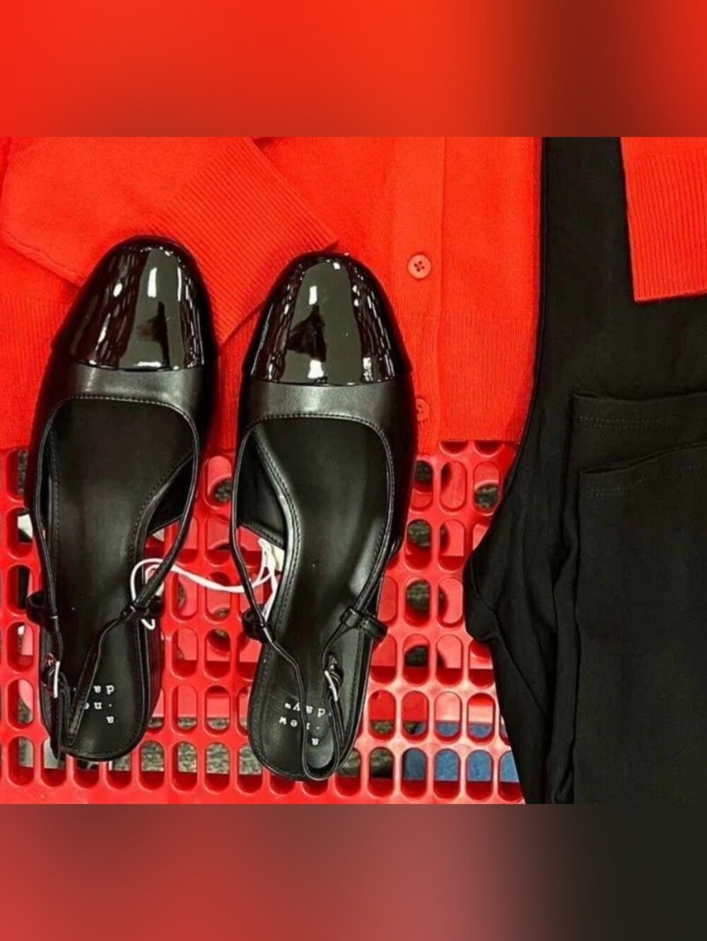 SOLD! (NOT AVAILABLE) Maxine Black Buckle Slingback Cap-toe Flats Sz: 9 NEW $30